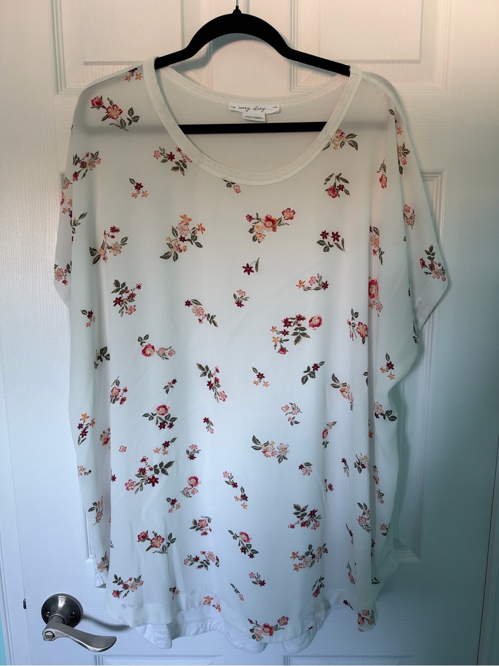 Penningtons Ivory Floral Short Dolman Sleeve Tunic